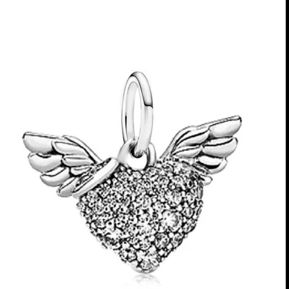 Diamond Heart Wings  Charm